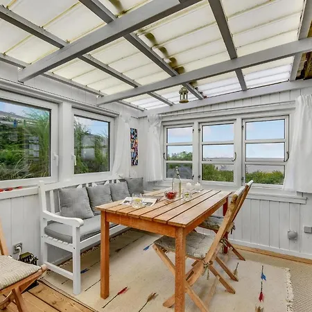 Dom wakacyjny 2 Bedroom Cozy In Esbjerg V Hjerting