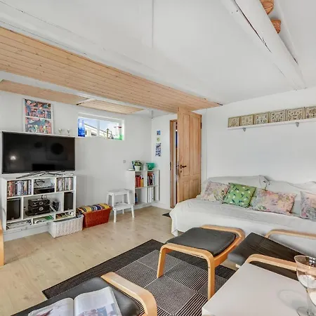 2 Bedroom Cozy In Esbjerg V Dom wakacyjny Hjerting