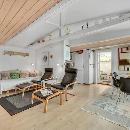2 Bedroom Cozy In Esbjerg V Dom wakacyjny Hjerting